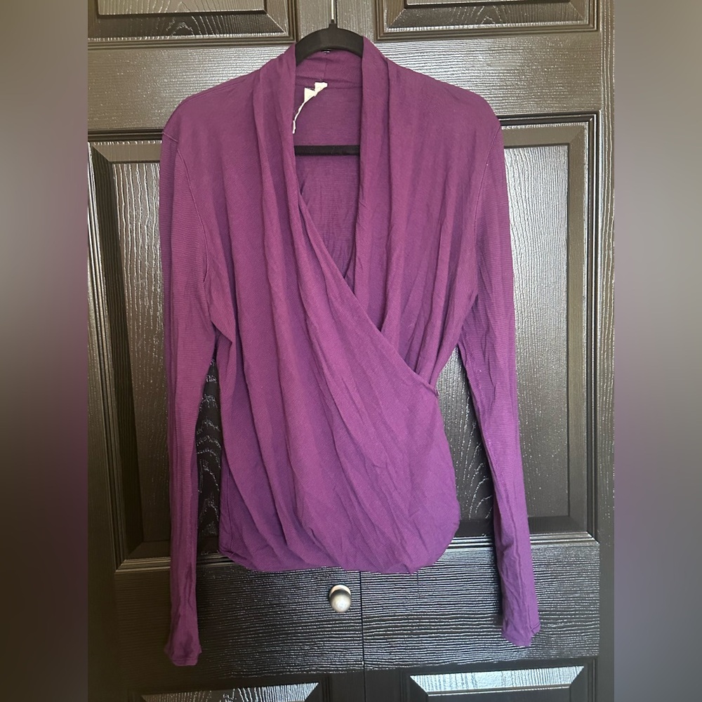 Lululemon Radiant Long Sleeve Wrap Top Wee Stripe Tender Violet Black Size 10
